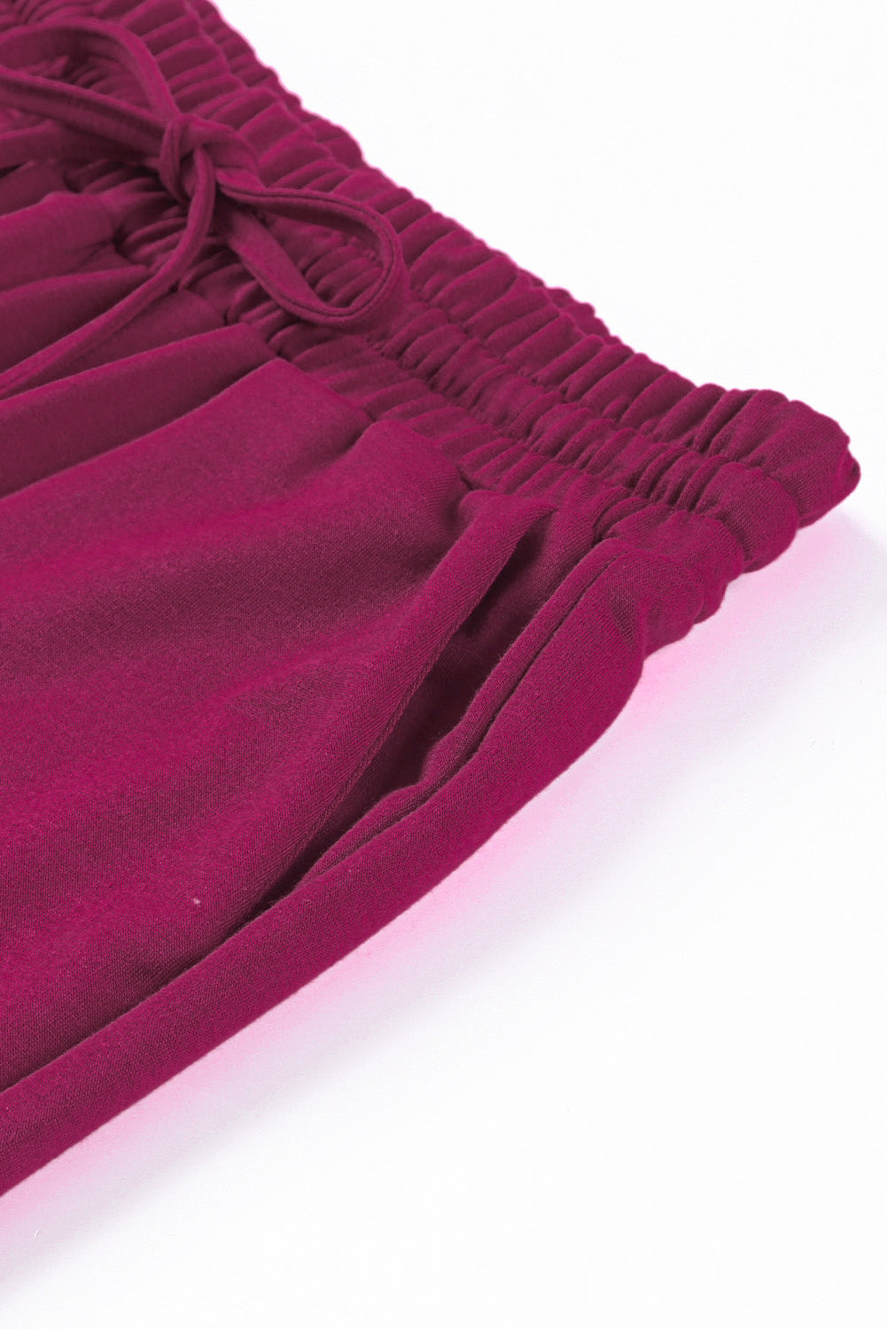 Lounge-Set aus langärmligem Pullover und Jogginghose