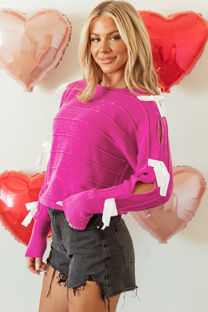 Rosaroter Pullover mit Schleife und Knoten, Rundhalsausschnitt und Cut-Out