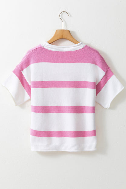 Leichtes Strickoberteil mit kurzen Ärmeln und rosa Streifen