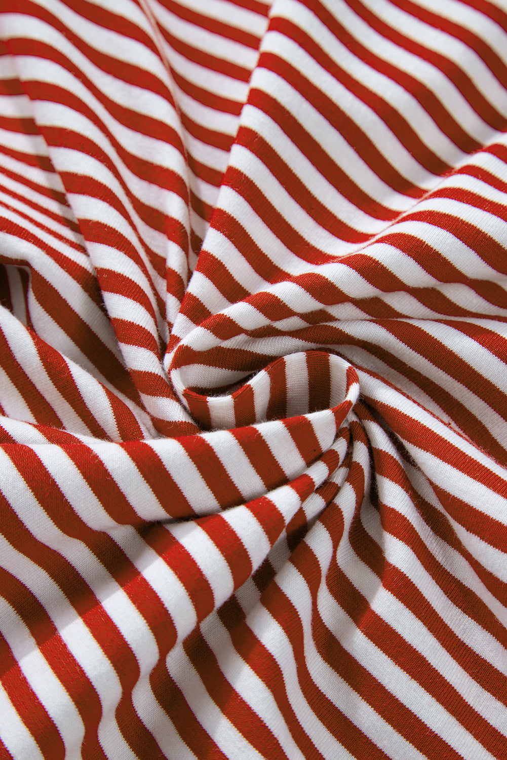 Lounge-Set mit rotem Streifenmuster, geknöpftem V-Ausschnitt und Hose mit geknoteter Taille