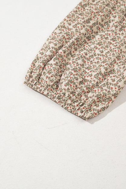 Gesmoktes Top mit Blumenmuster und Puffärmeln