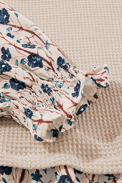 Beiges zweiteiliges Oberteil aus Kunststrick mit Patchwork-Blumenmuster in Übergröße