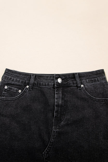 Carbongrauer, zerrissener Minirock aus Mineralwasch-Denim mit offenem Saum