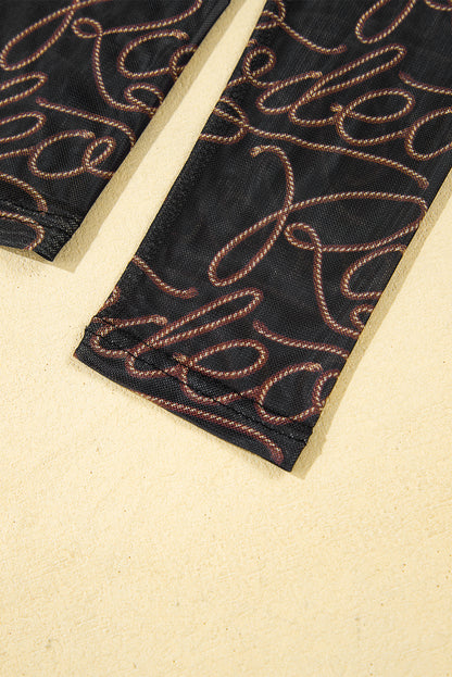 Schwarzes, langärmliges Netzoberteil mit Stehkragen und Western-Rodeo-Print