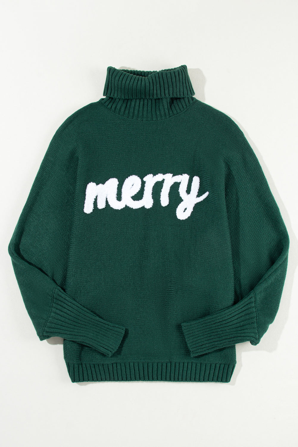 Schwarzgrüner Pullover mit fröhlicher Buchstabenstickerei und hohem Kragen