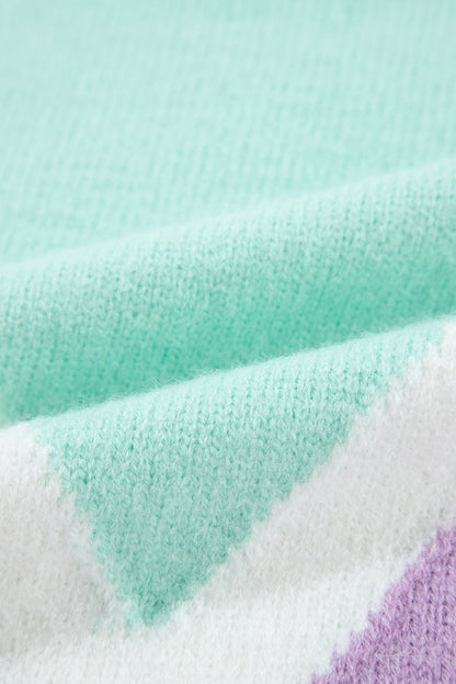 Grüner Pullover mit Chevron-Farbblock und überschnittener Schulter im Rippenstrick