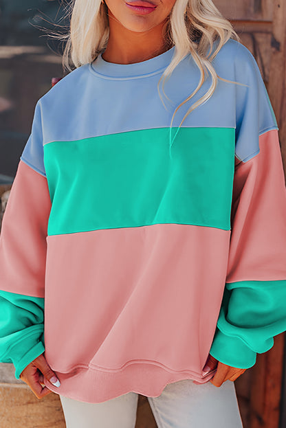 Sweatshirt mit überschnittener Schulter und Patchwork-Muster im Farbblockdesign von Blossom