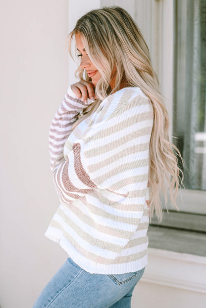 Lässiger Pullover mit Streifen und überschnittener Schulter