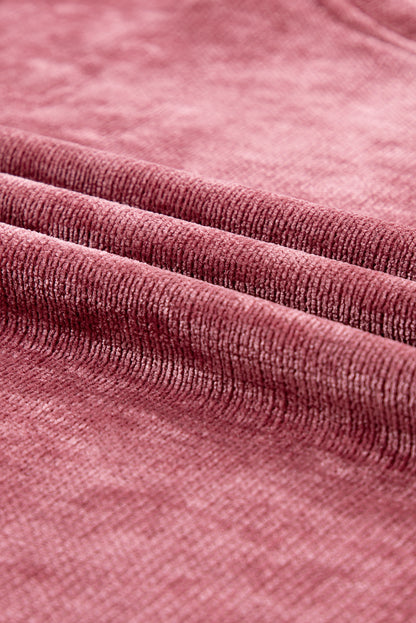 Set aus Cord mit kurzen Ärmeln und Crop-Hose in Mineralwaschung in Rosa