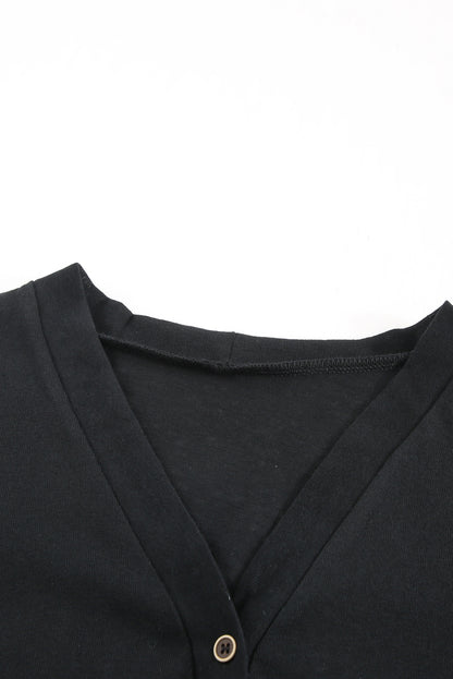 Schwarzer, einfarbiger Cardigan mit offener Vorderseite und Knöpfen