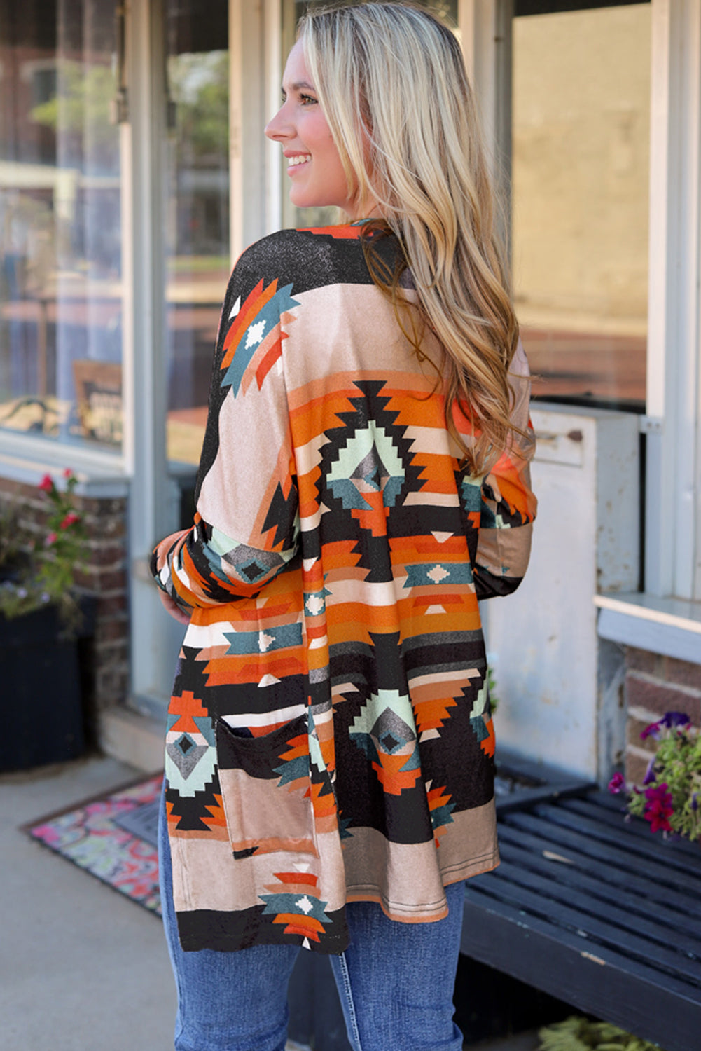 Orangefarbene Strickjacke mit Western-Tribal-Aztekenmuster