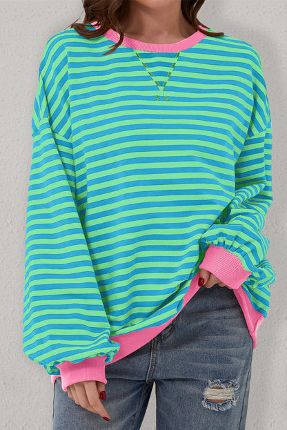 Übergroßes Pullover-Sweatshirt mit himmelblauen Streifen und Kontrastbesatz