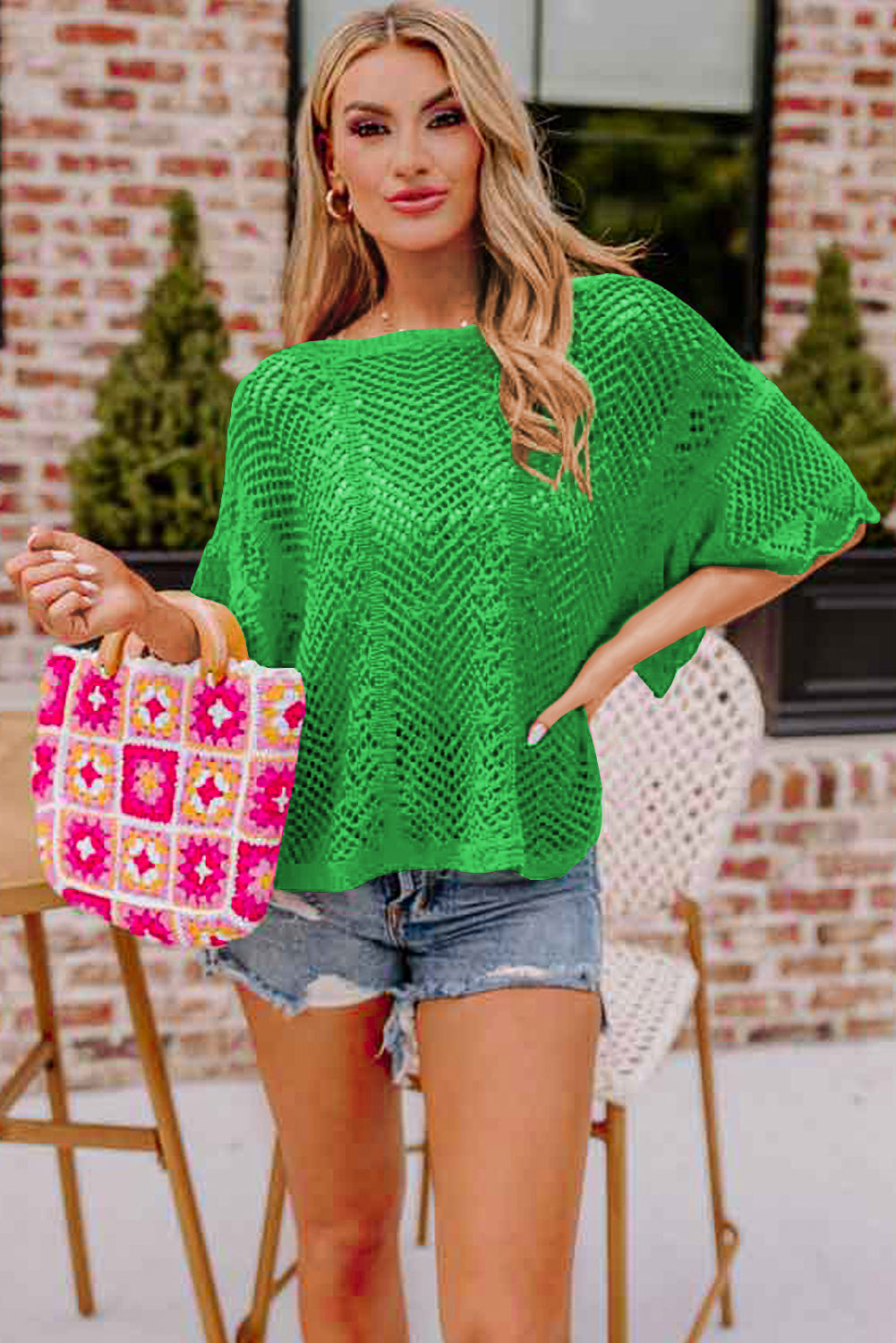 Grünes, kurzärmliges Pointelle-Stricktop mit Muschelsaum