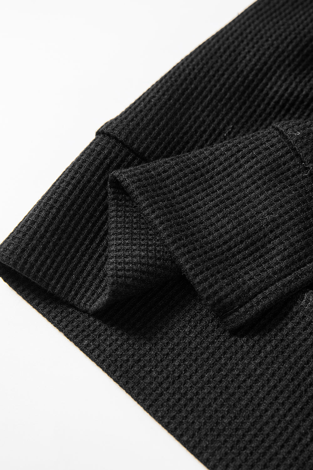 Schwarzer, übergroßer Kapuzenpullover mit Waffelstrick und Fleecefutter