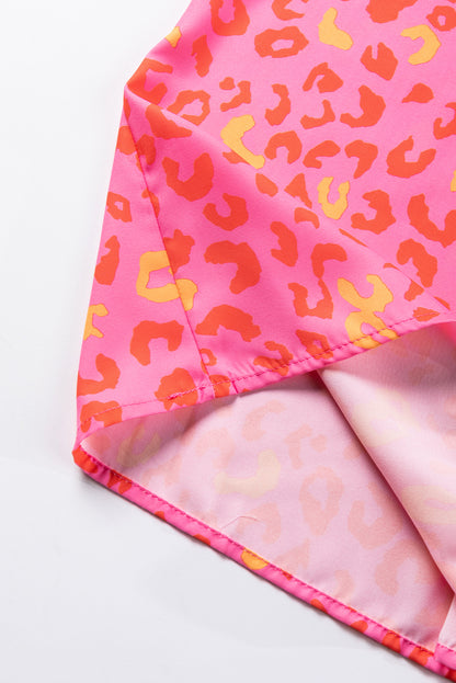 Rosa Bluse mit V-Ausschnitt und Leopardenmuster
