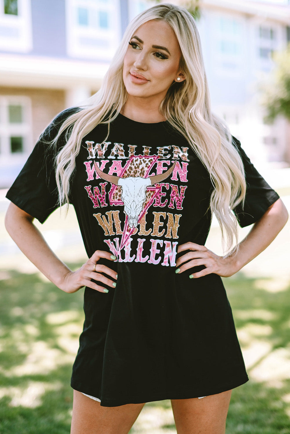 Schwarzes, übergroßes WALLEN-T-Shirt mit Kuhschädel-Grafik