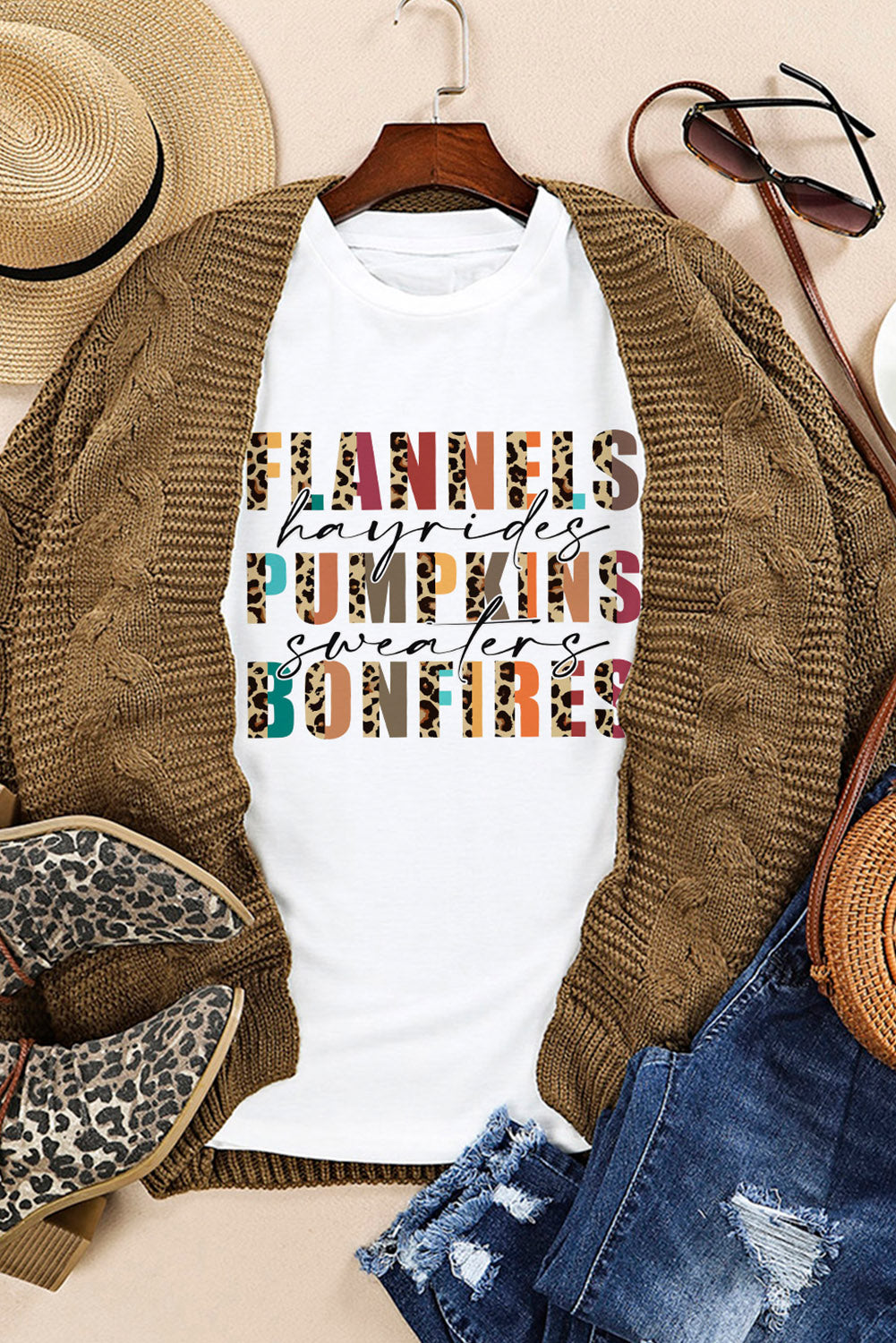 Weiße Flanells Heuwagenfahrten Kürbisse Pullover Lagerfeuer T-Shirt