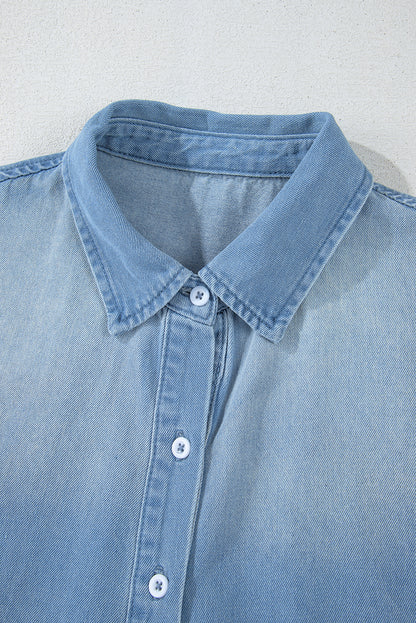 Beau Blue Risen Hemdblusenkleid aus mittelverwaschenem Denim