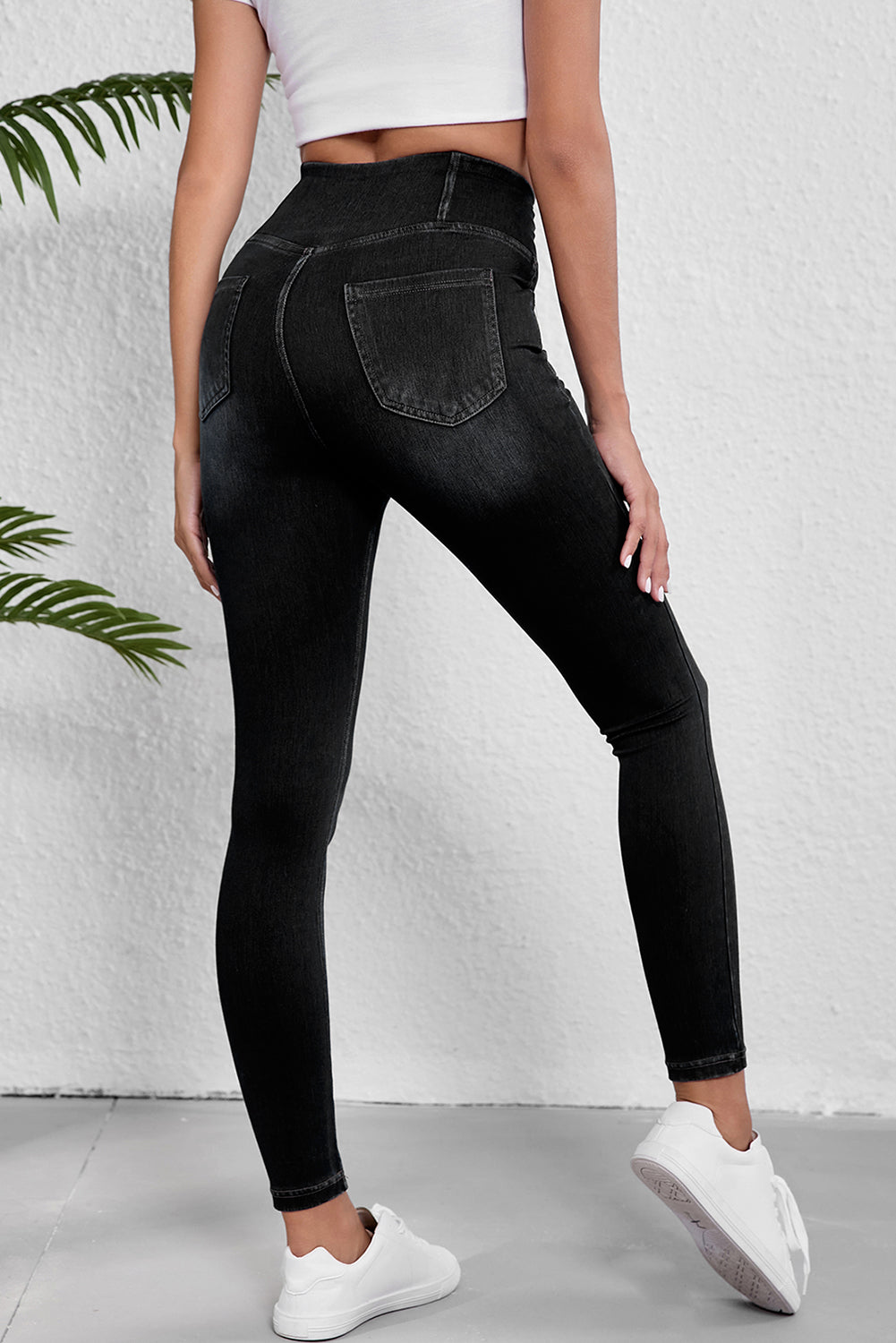 Schwarze, dehnbare Jeggings mit gewölbter Taille und schmaler Passform