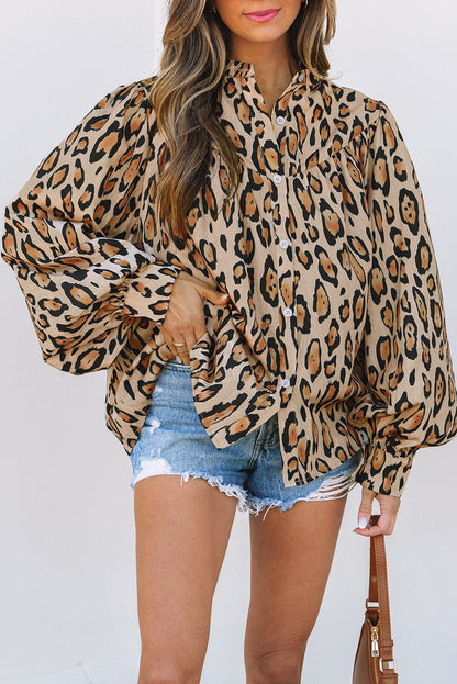 Helles französisches Beige, Oversize-Freizeithemd mit Ballonärmeln und Leopardenmuster