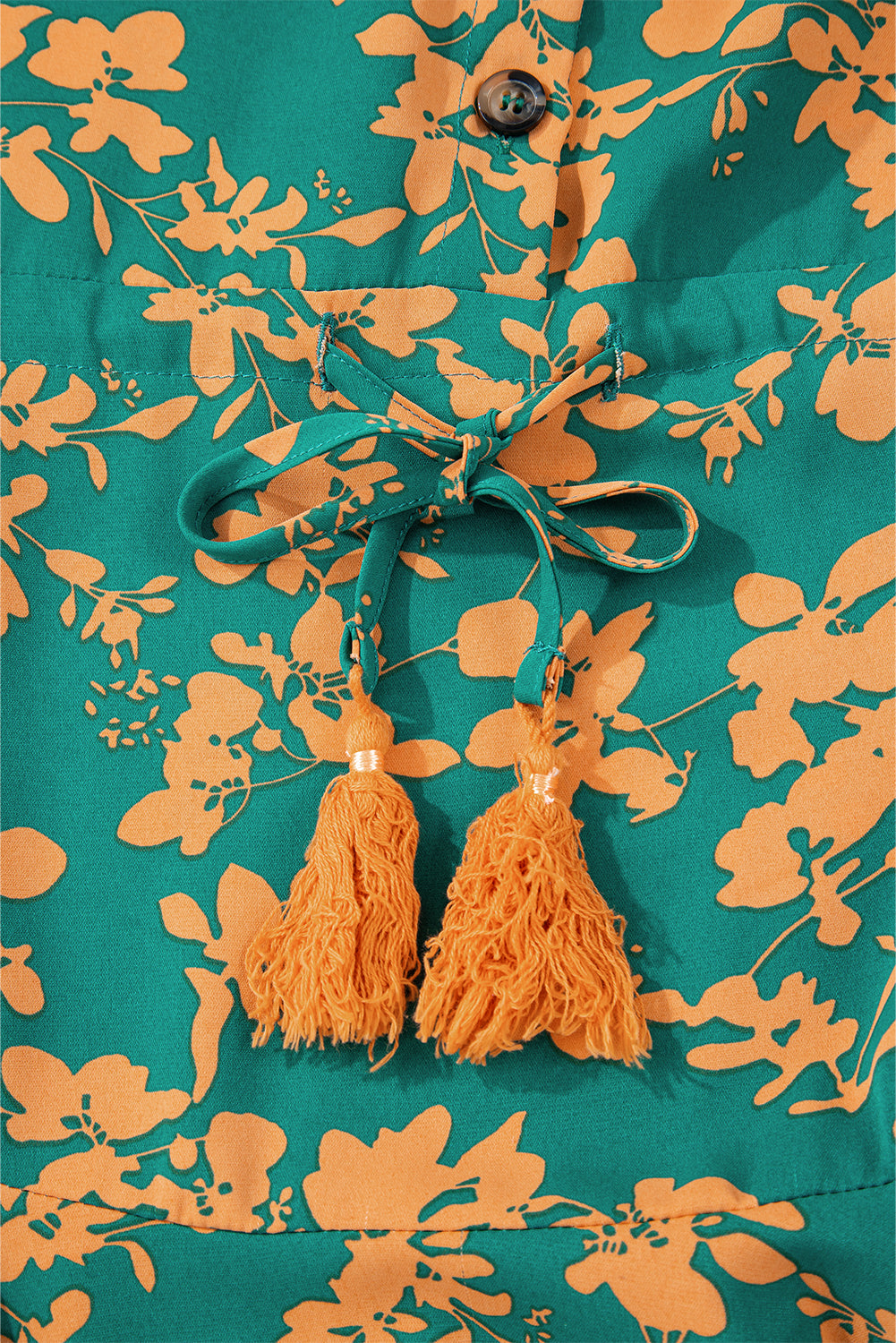 Grünes, fließendes, kurzes Tunika-Kleid mit Blumenmuster und Kordelzug