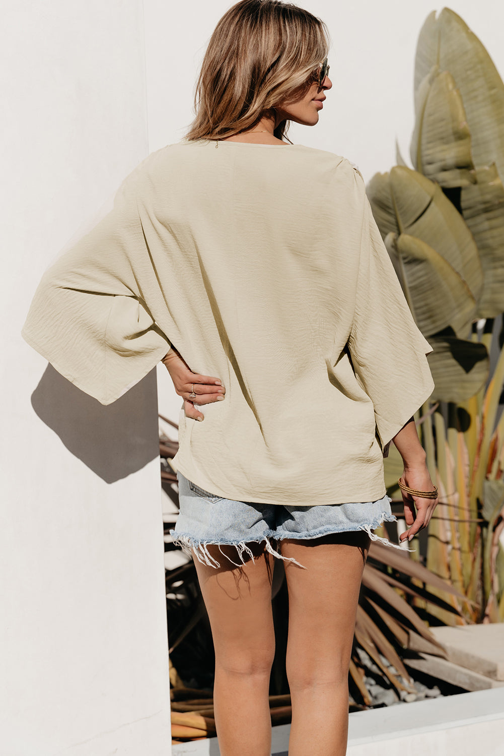 Parchment – Bluse mit V-Ausschnitt und weiten Ärmeln in Knitteroptik