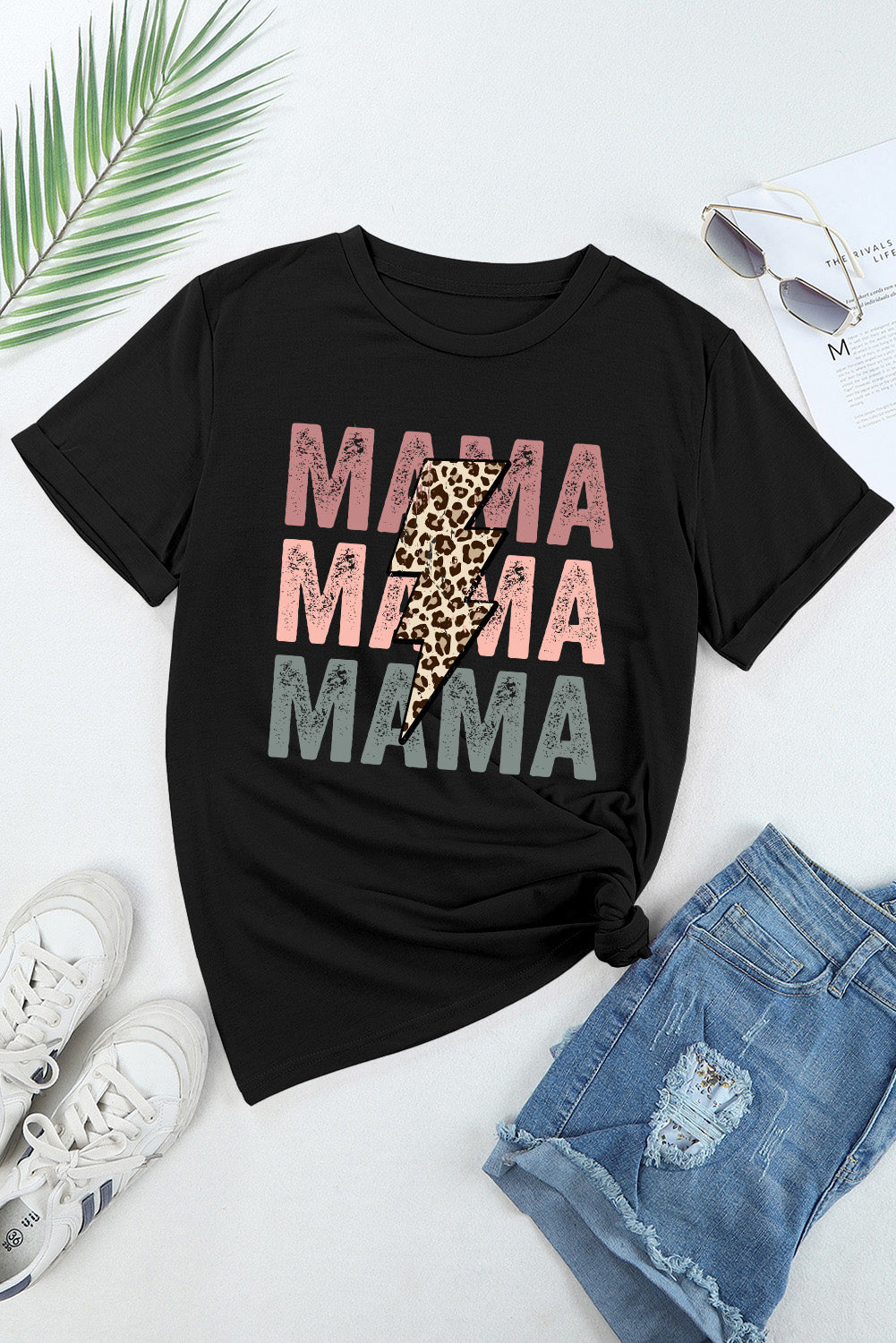 Schwarzes T-Shirt mit MAMA-Bolt-Grafik