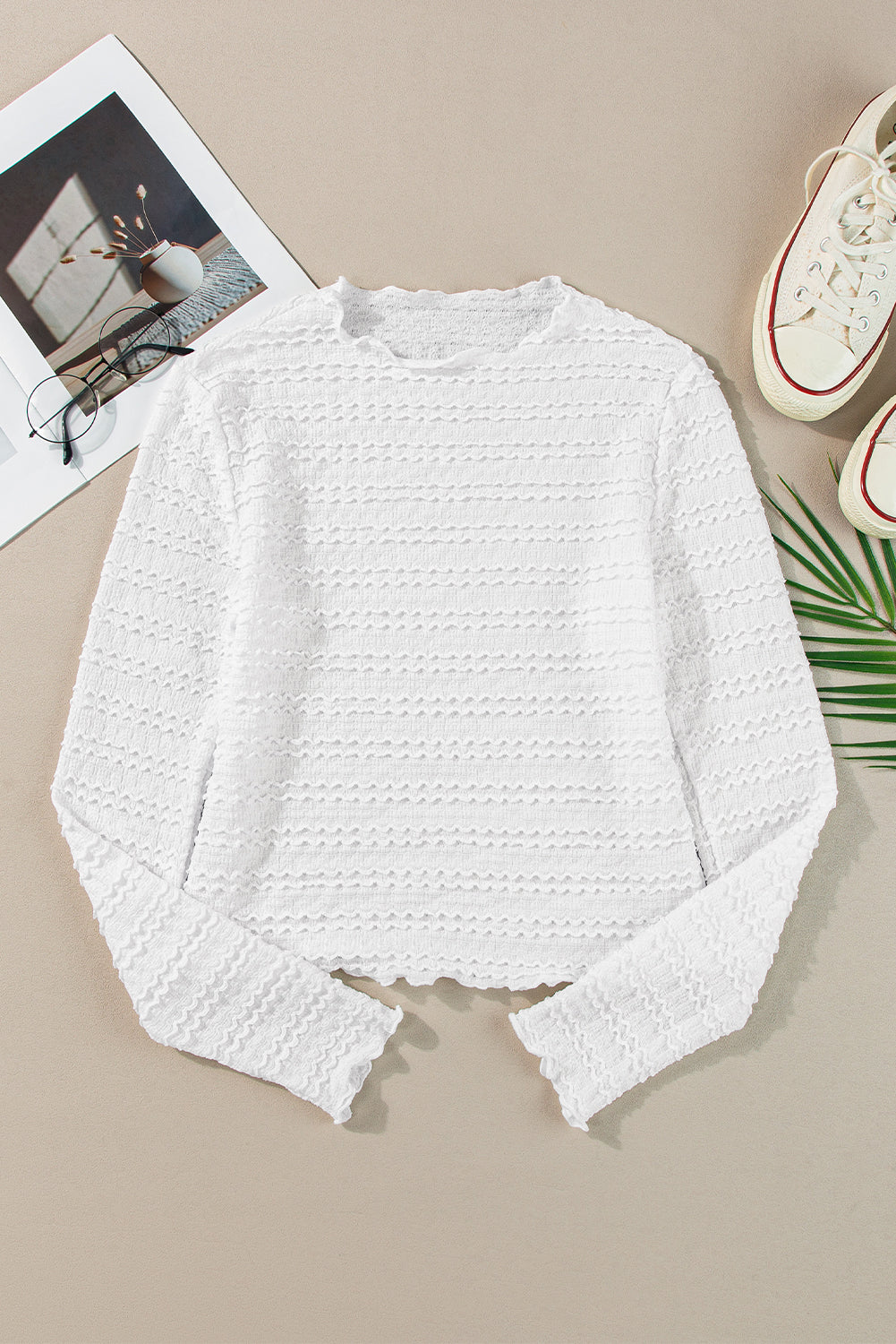 Weißes, schmal geschnittenes Jacquard-Strickoberteil
