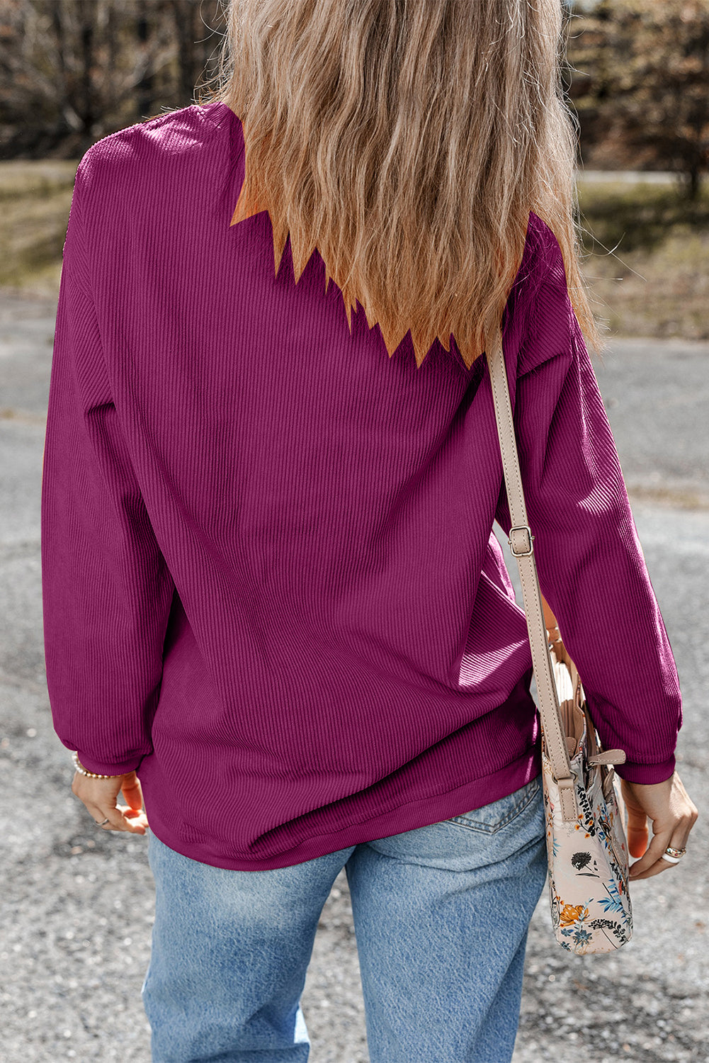 Übergroßes Festival-Sweatshirt aus geripptem Cord in Fuchsia