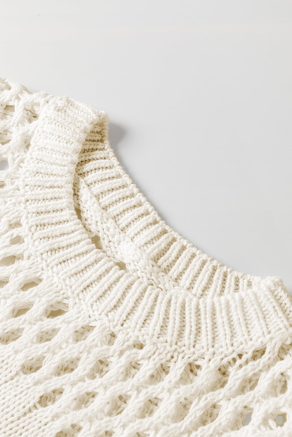 Weißer, einfarbiger Pointelle-Strickpullover mit Puffärmeln