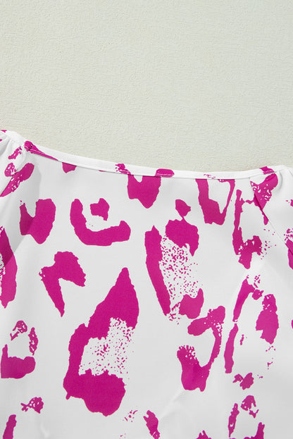 Rosa Bluse mit Leopardenmuster, gerüschtem V-Ausschnitt und 3/4-Ärmeln