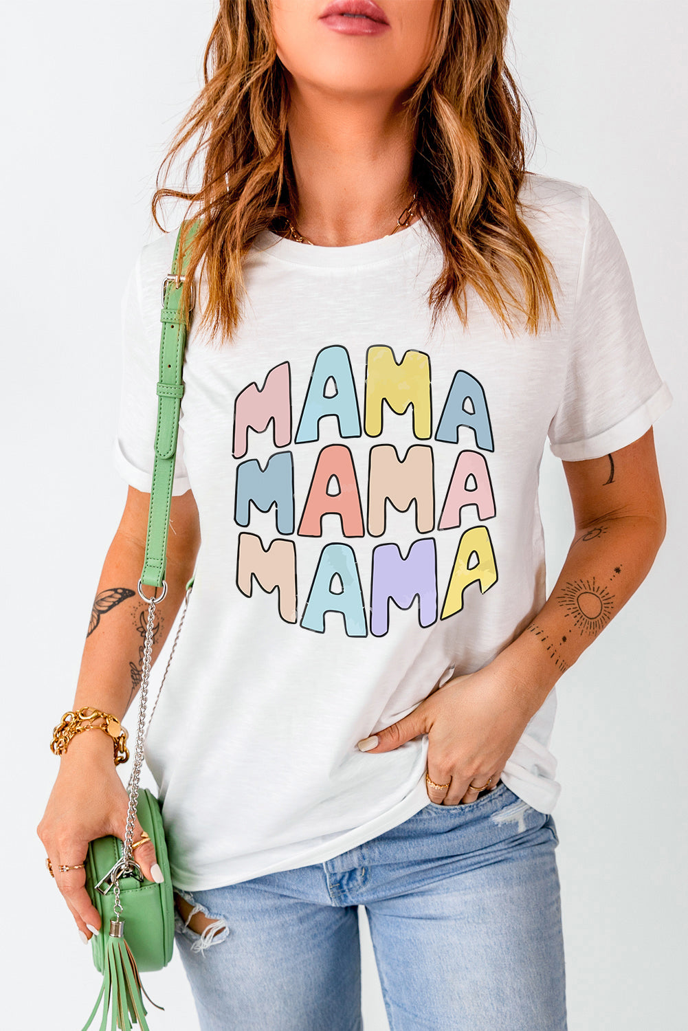 Weißes, lässiges T-Shirt mit Rundhalsausschnitt und MAMA-Slogan-Print