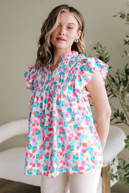 Himmelblaue Bluse mit geraffter Passe und abstraktem Print