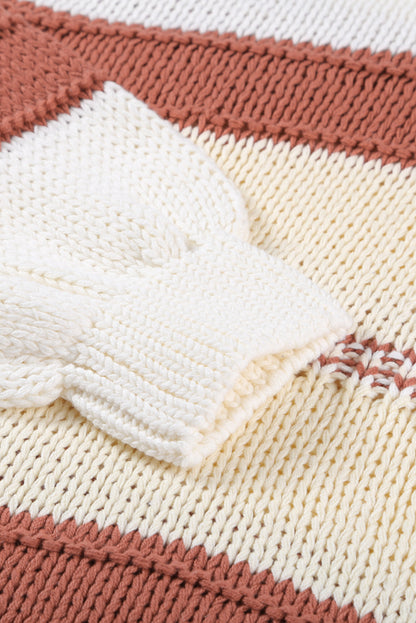 Gestrickter Pullover mit V-Ausschnitt und Laternenärmeln