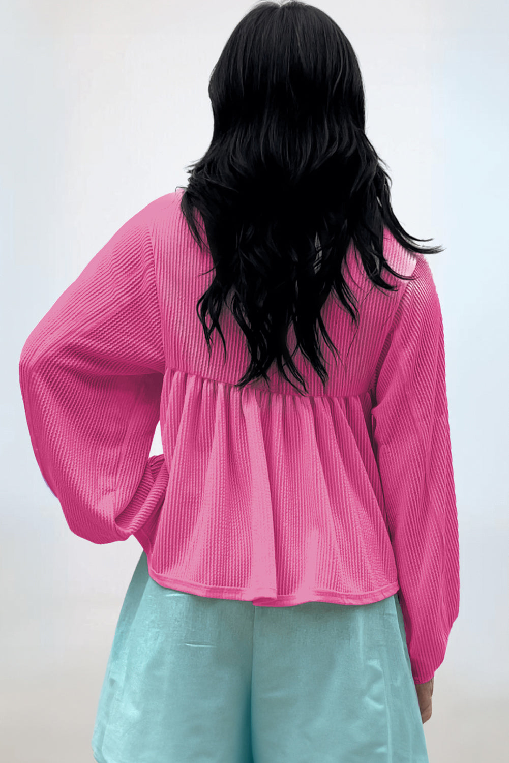 Hellrosa Babydoll-Bluse mit Kordel und V-Ausschnitt und Puffärmeln