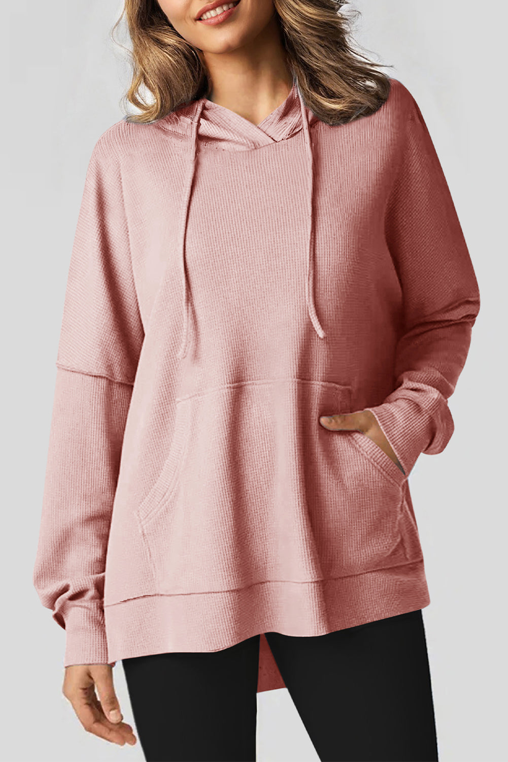 Hellrosa Oversize-Hoodie mit Waffelstrick und Fleecefutter, hoch und niedrig