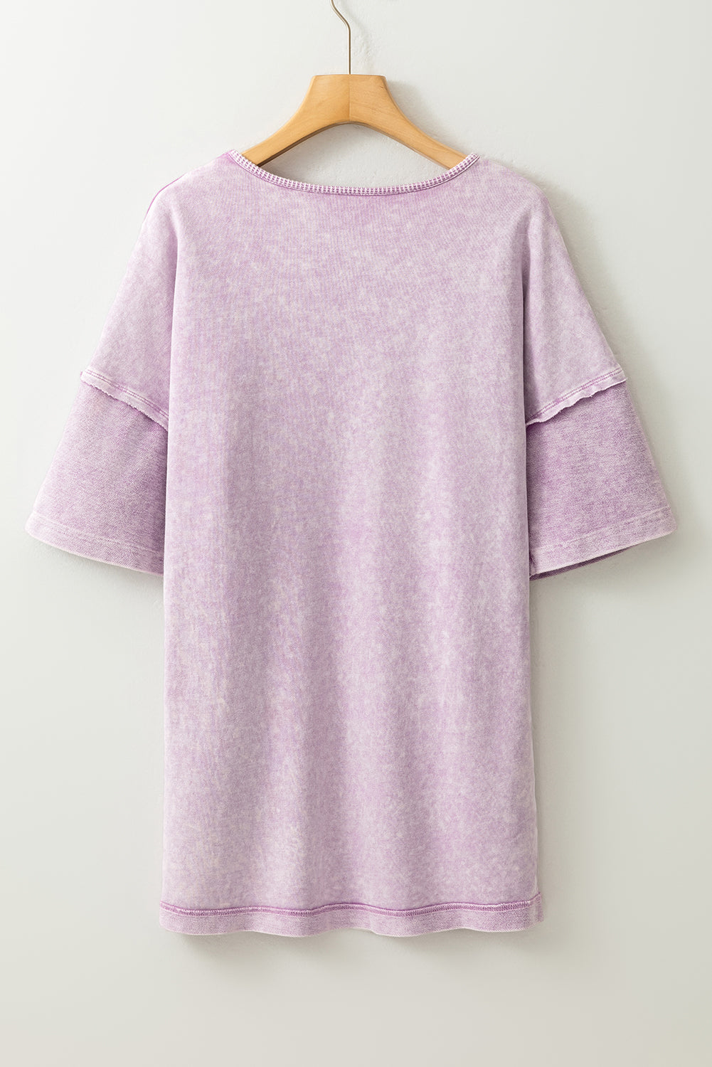 Übergroßes T-Shirt mit sichtbaren Nähten und überschnittener Schulter in Orchid Petal Mineral Wash