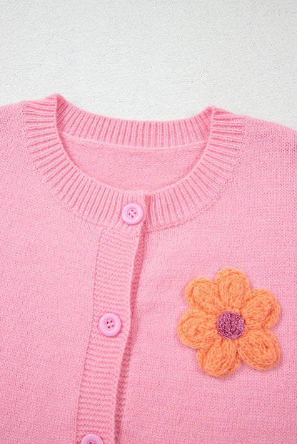 Niedliche Strickjacke mit Blumenmuster in Rosa