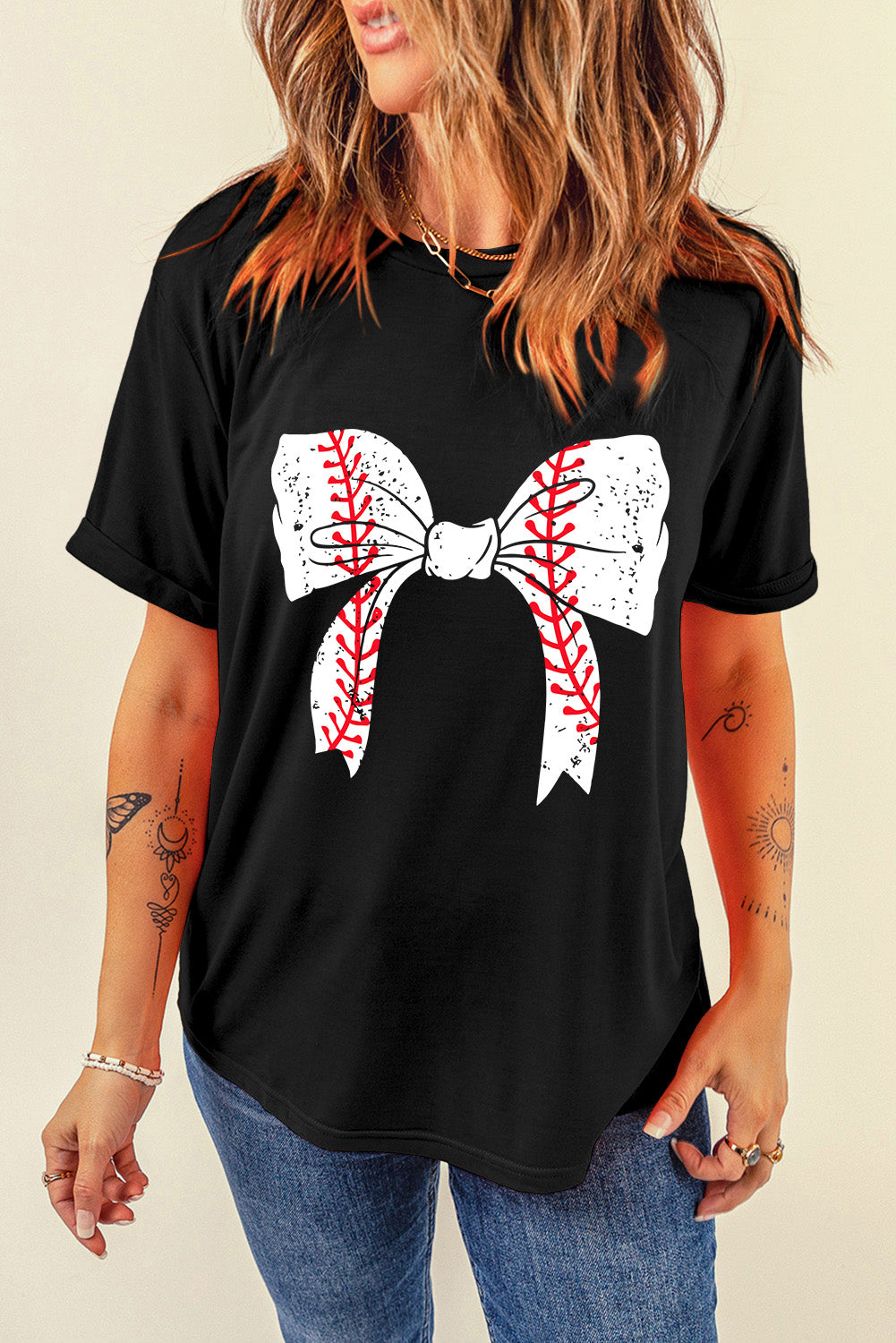 Schwarzes Baseball-T-Shirt mit Schleife und Grafik