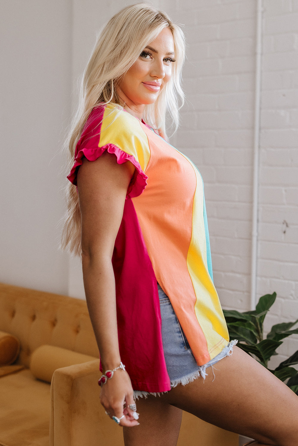 Rosarotes T-Shirt mit Rundhalsausschnitt und lockerer Passform und Farbblock