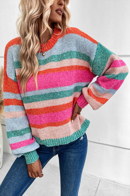 Mehrfarbig gestreifter Strickpullover mit tief angesetzten Schultern und Puffärmeln