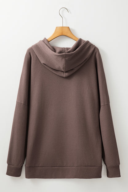 Kaffeefarbener, übergroßer Kapuzenpullover mit Waffelstrick und Fleecefutter