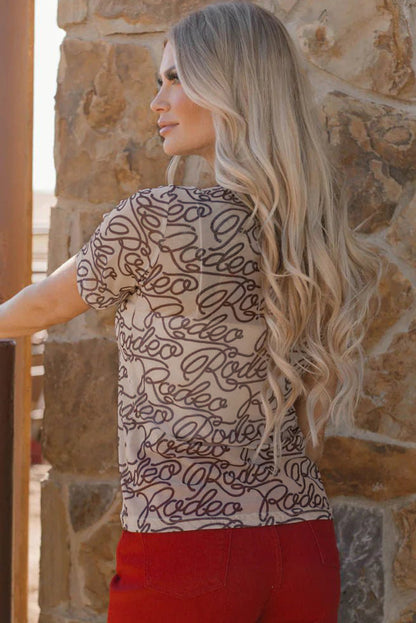 Braunes, schmal geschnittenes T-Shirt aus Netzstoff mit Rundhalsausschnitt und Rodeo-Print