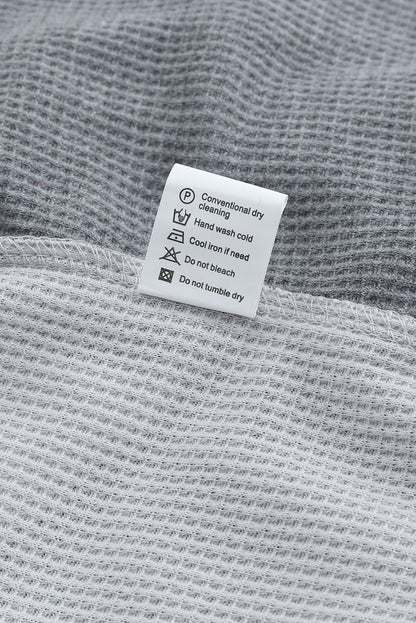 Feuerrotes, wildes Leoparden-Colorblock-Waffelstrick-Oberteil mit kontrastierenden Ärmeln