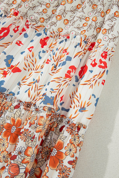 Khakifarbenes Maxikleid mit Blumenmuster und Rüschen in Übergröße