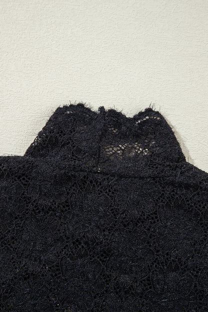 Schwarzes, hochgeschlossenes Langarmtop mit Blumenspitze