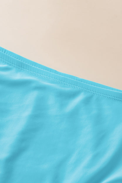 Türkis gestreifter Tankini-Badeanzug aus Netzstoff mit geknotetem Saum