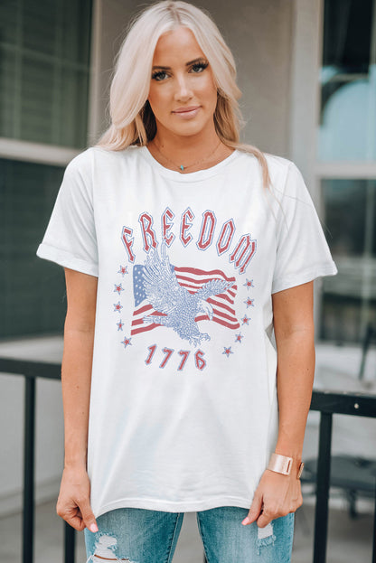 Weißes FREEDOM Adler Flaggendruck 1776 Grafik T-Shirt