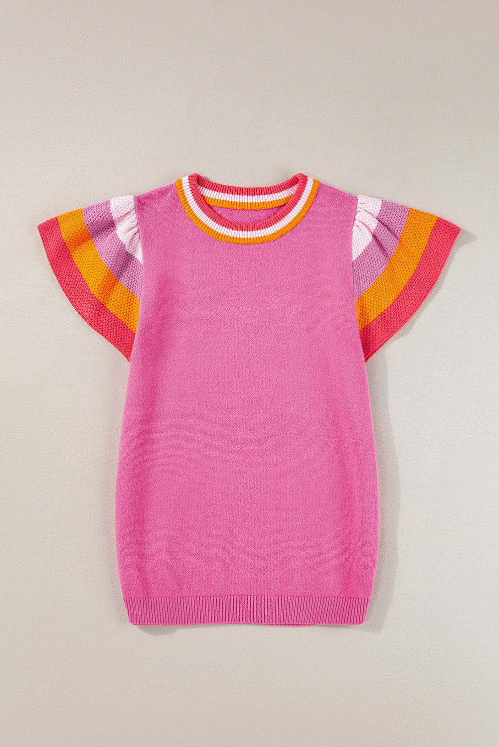 Hellrosa Strickpullover-T-Shirt mit kontrastierenden Flatterärmeln