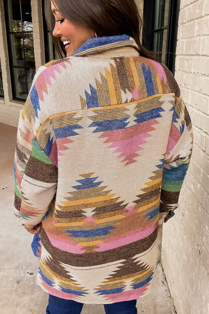 Weiße Hemdjacke mit Aztekenmuster und Knopfleiste